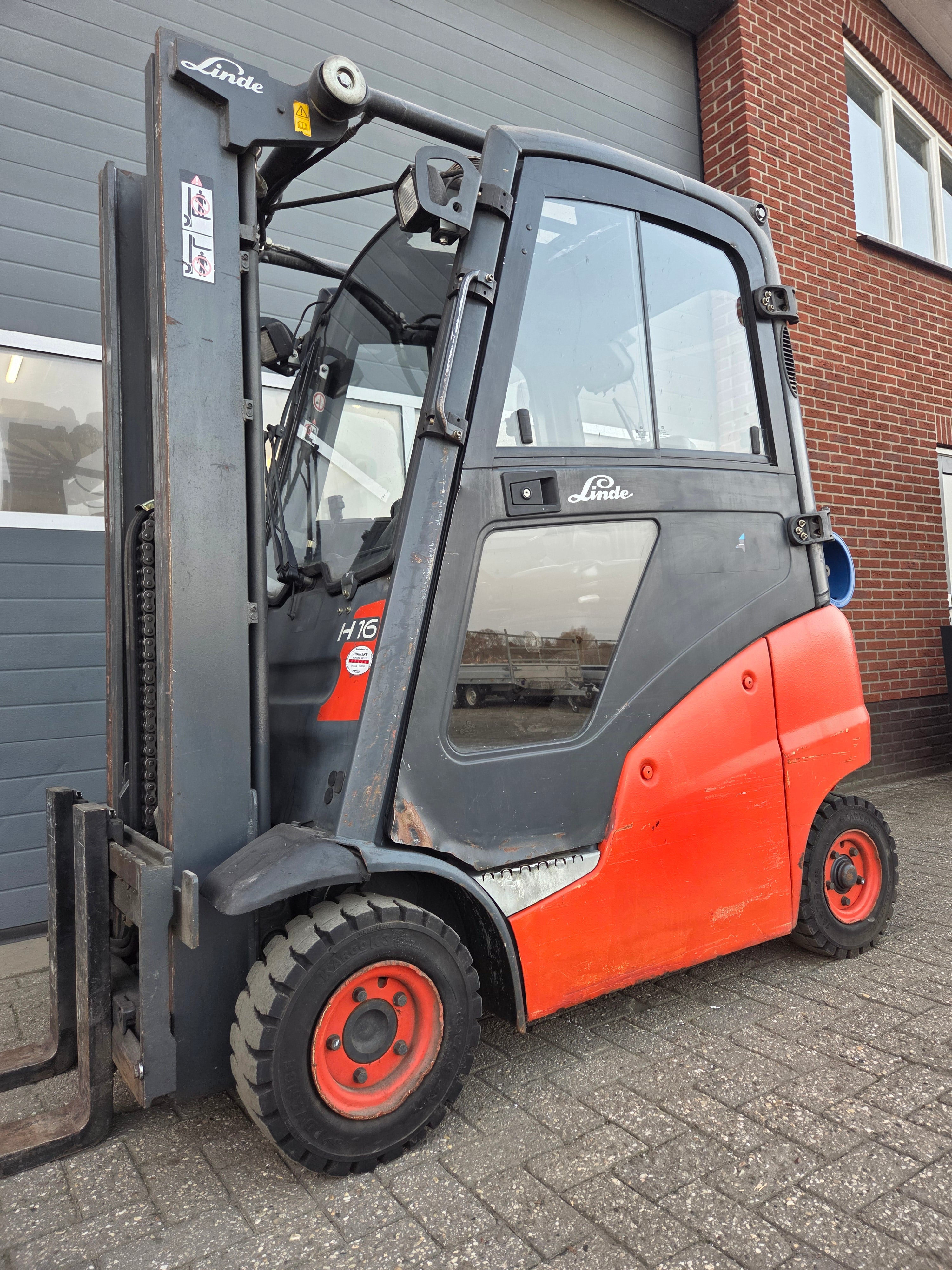 Heftruck Linde H16T-01 Triplex Sideshift Freelift 4000 mm