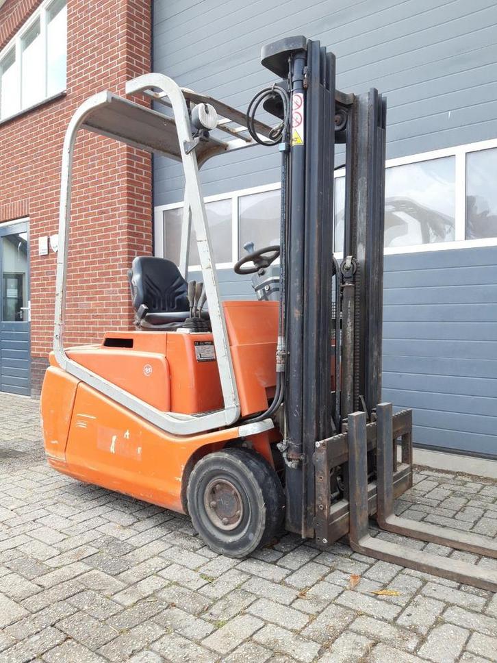 Heftruck BT 1500 Kg Triplex Sideshift 445 cm 2004
