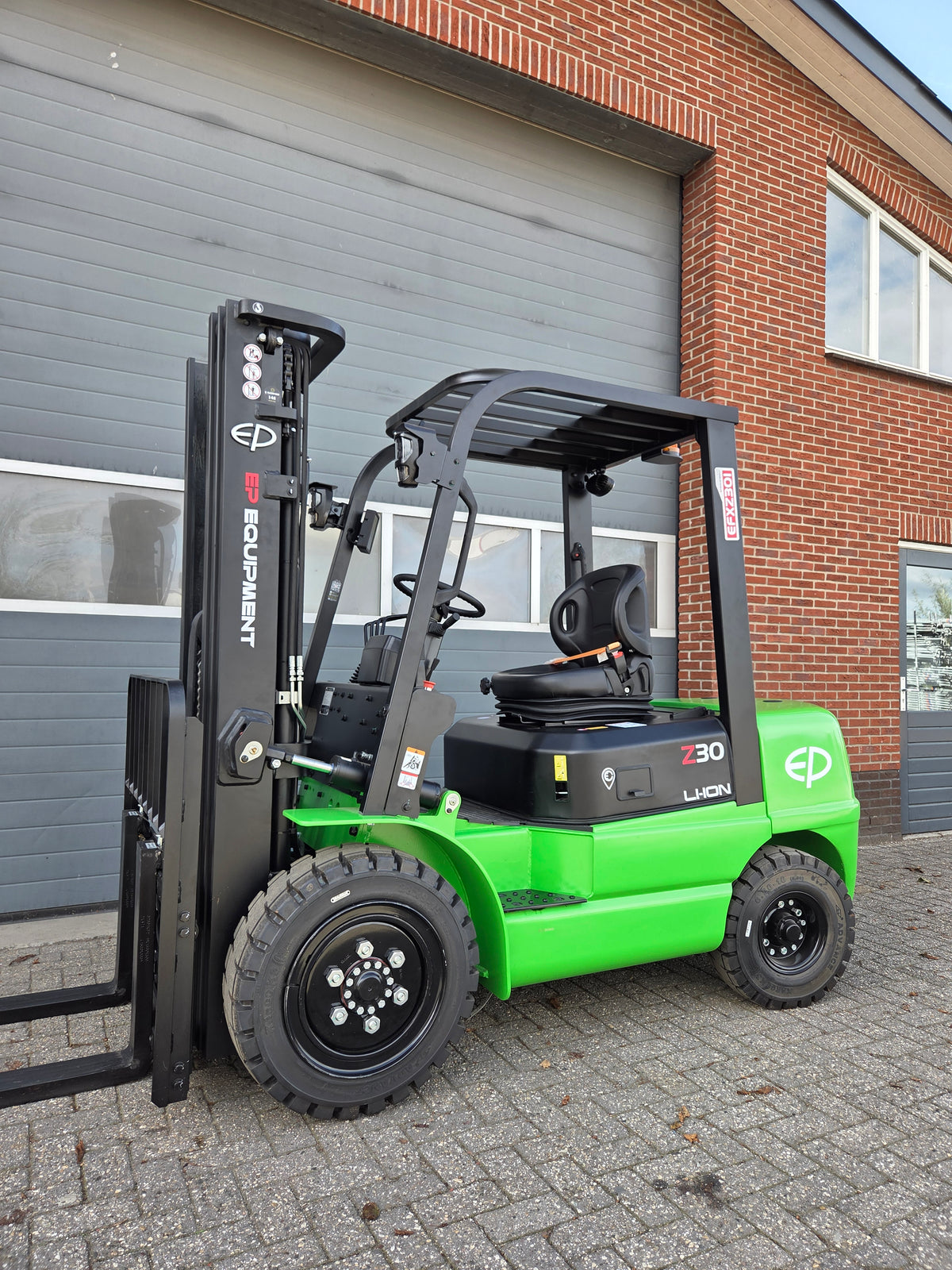 Heftruck EP EFXZ301H LI-ION Triplex Freelift 3000 Kg 2026 nieuw!