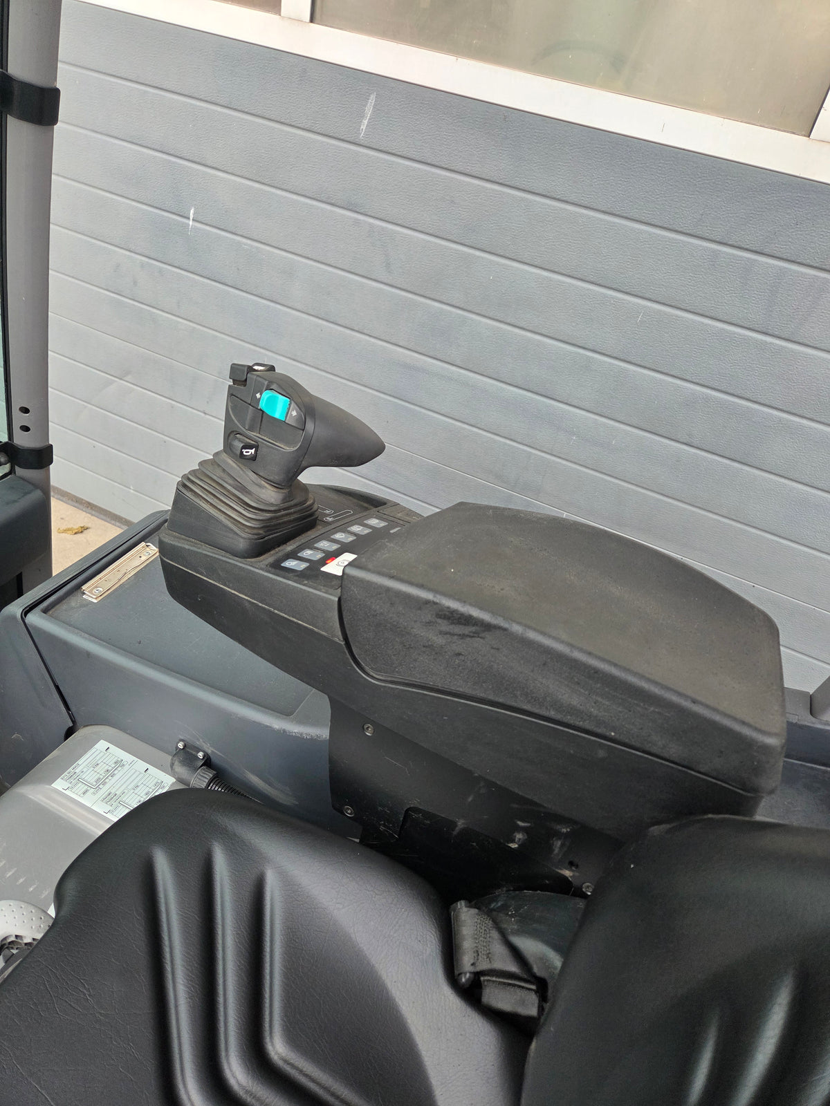 Heftruck Jungheinrich EFG320 Triplex Sideshift 4640 mm 2018