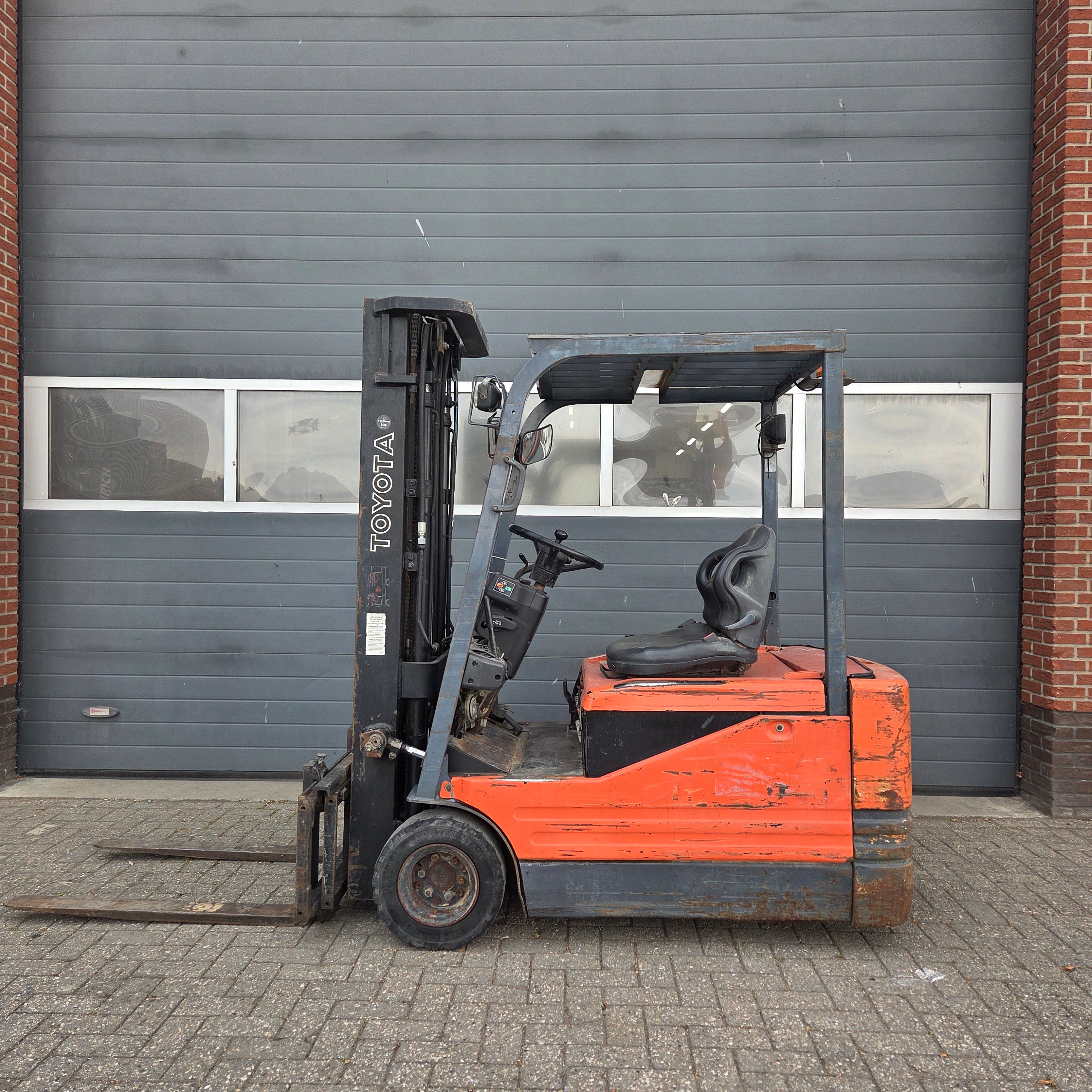 Heftruck Toyota 1800 Kg Triplex Sideshift Freelift 2002