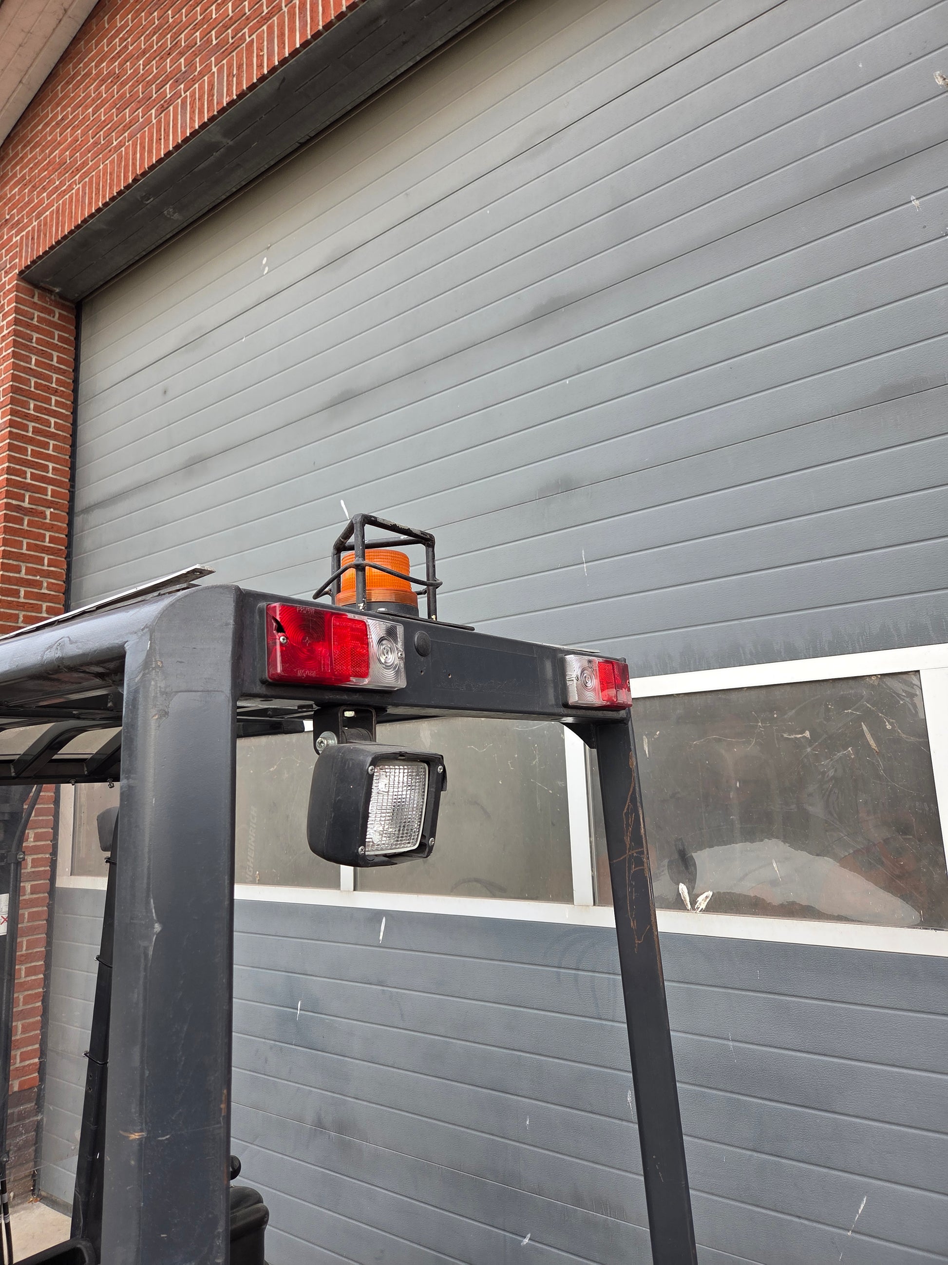 Heftruck OM XE20 Triplex Sideshift Freelift 4800 mm 2010