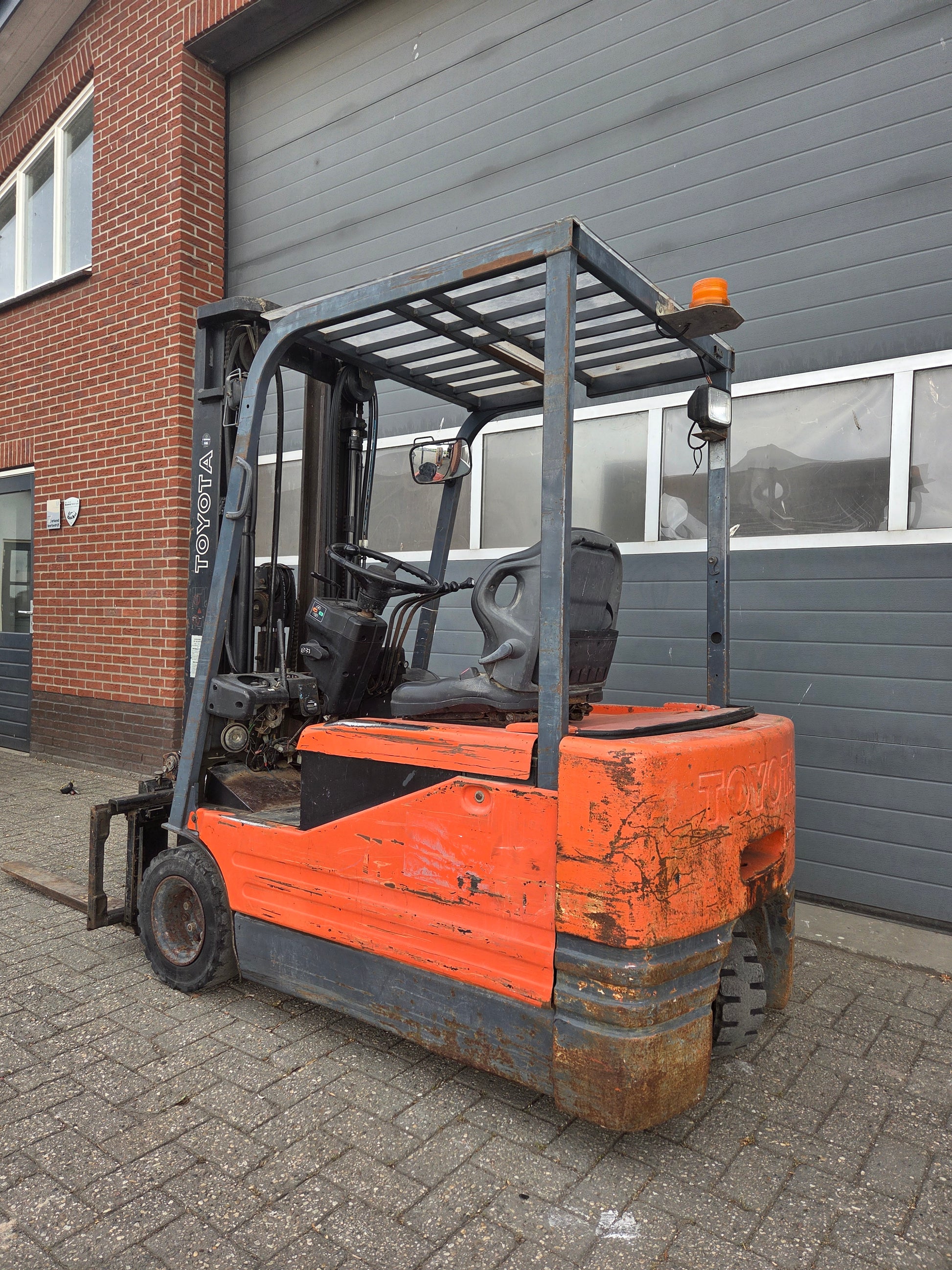 Heftruck Toyota 1800 Kg Triplex Sideshift Freelift 2002