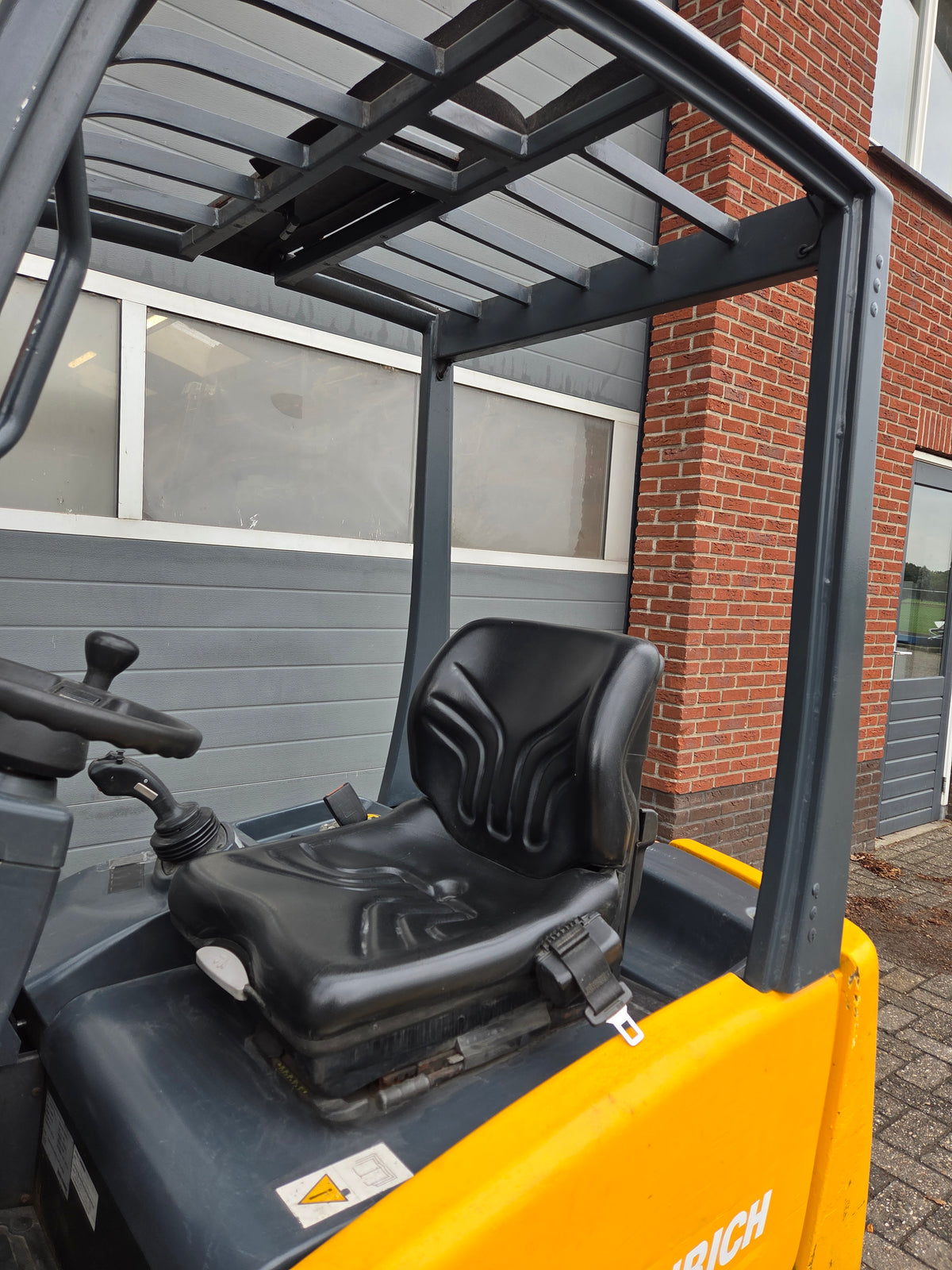 Heftruck Jungheinrich EFG216K Triplex Sideshift Freelift 2004