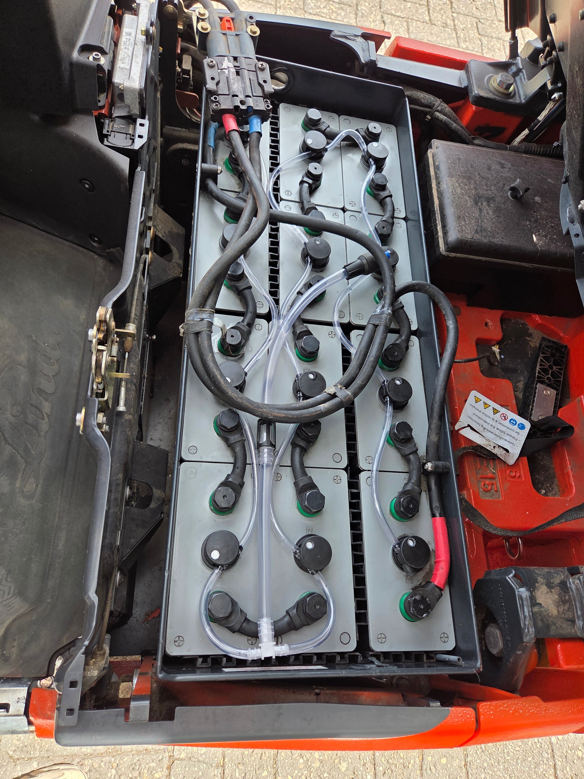 Heftruck Linde E12 Triplex Sideshift Freelift 6500 mm 2018 nieuwstaat