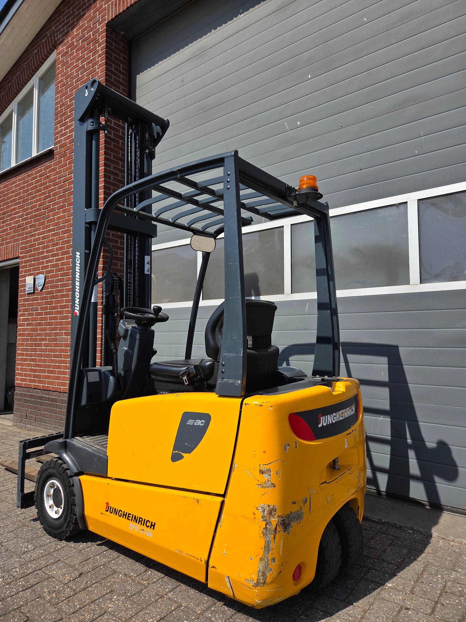 *Verkocht* Heftruck Jungheinrich EFG216 Triplex Sideshift Freelift 6500 mm 2007