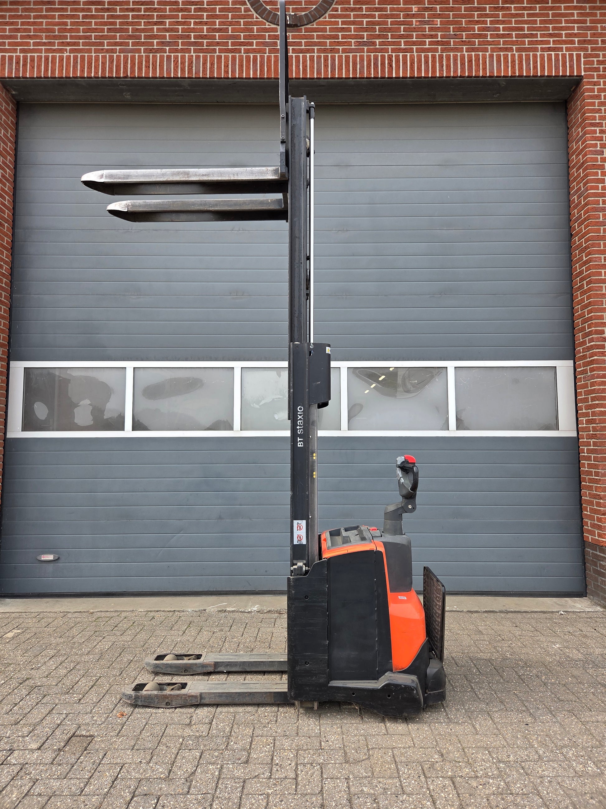 Stapelaar BT SWE140L Duplex Freelift Doublestock 2014