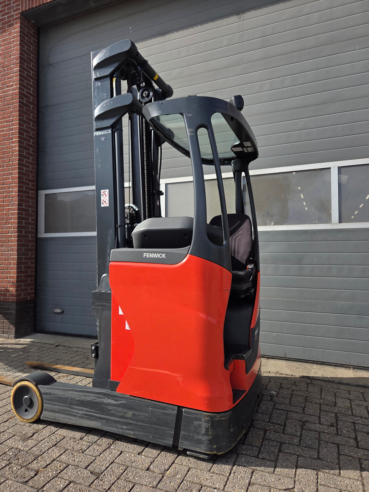 Reachtruck Linde 1000 Kg Triplex Sideshift Freelift 2019 625 cm