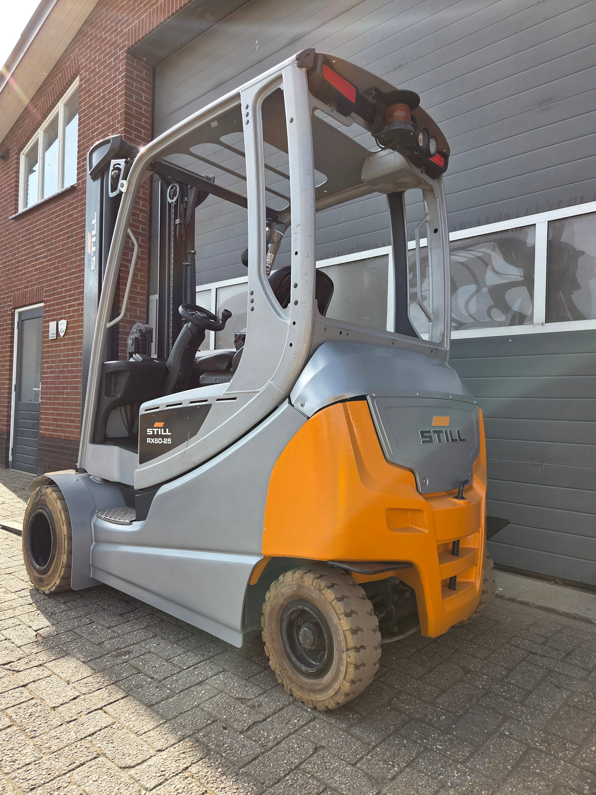 Heftruck STILL RX60-25 Triplex Sideshift Freelift 2021