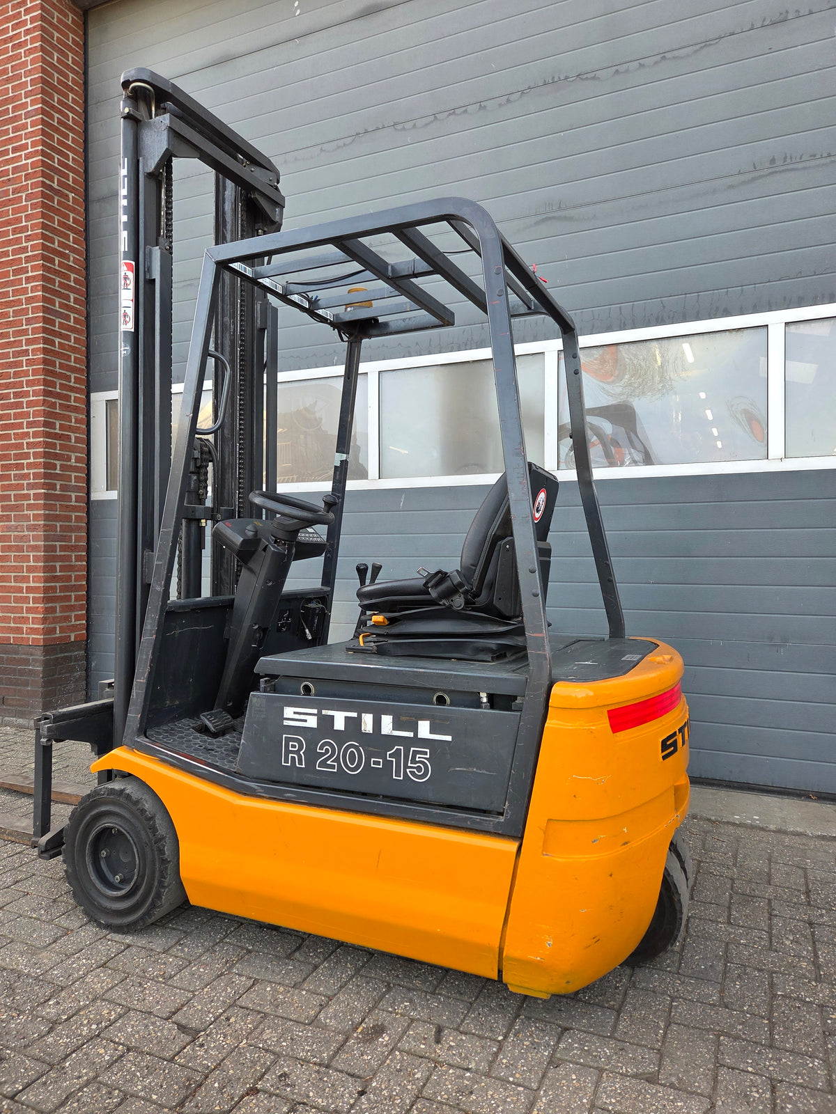 Heftruck STILL R20-15 Triplex Sideshift Freelift 6150 mm