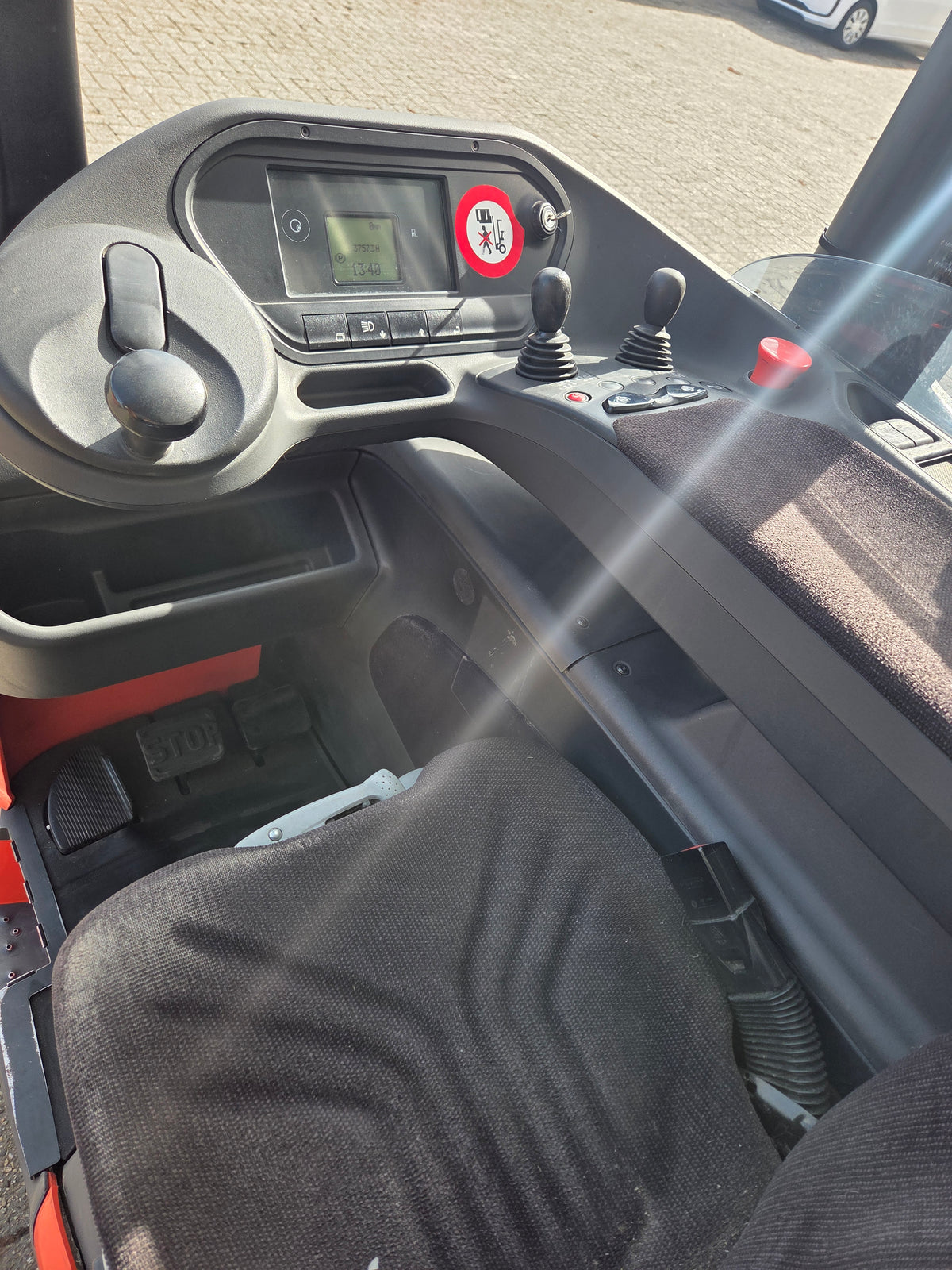 Reachtruck Linde 1000 Kg Triplex Sideshift Freelift 2019 625 cm