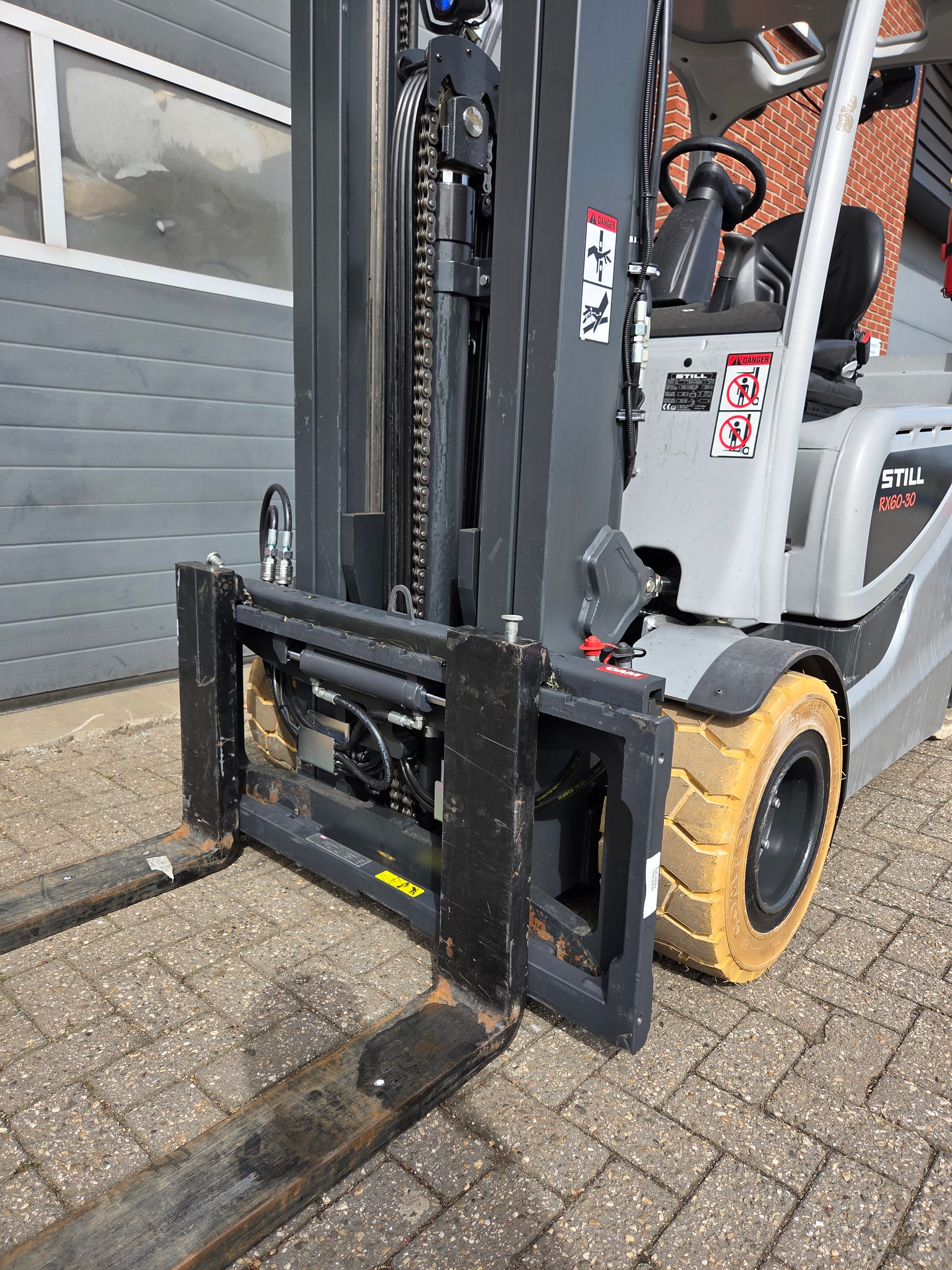 Heftruck Still RX60-30 Triplex Sideshift 4e functie 6000 mm 2019