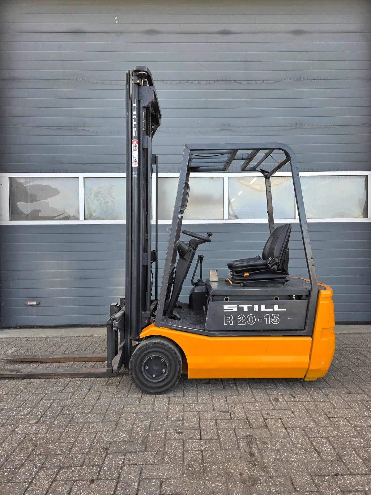 Heftruck STILL R20-15 Triplex Sideshift Freelift 6150 mm