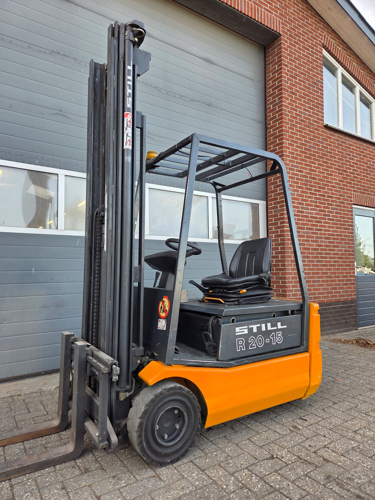 Heftruck STILL R20-15 Triplex Sideshift Freelift 6150 mm