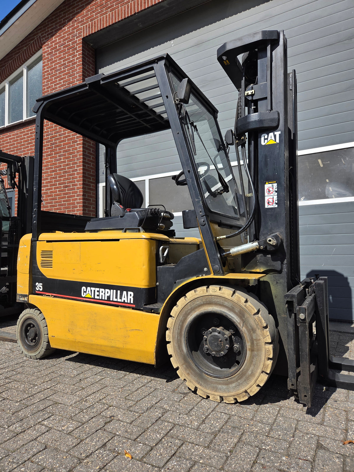 Heftruck Caterpillar 3500 Kg Triplex Sideshift Freelift 4700 mm 2003