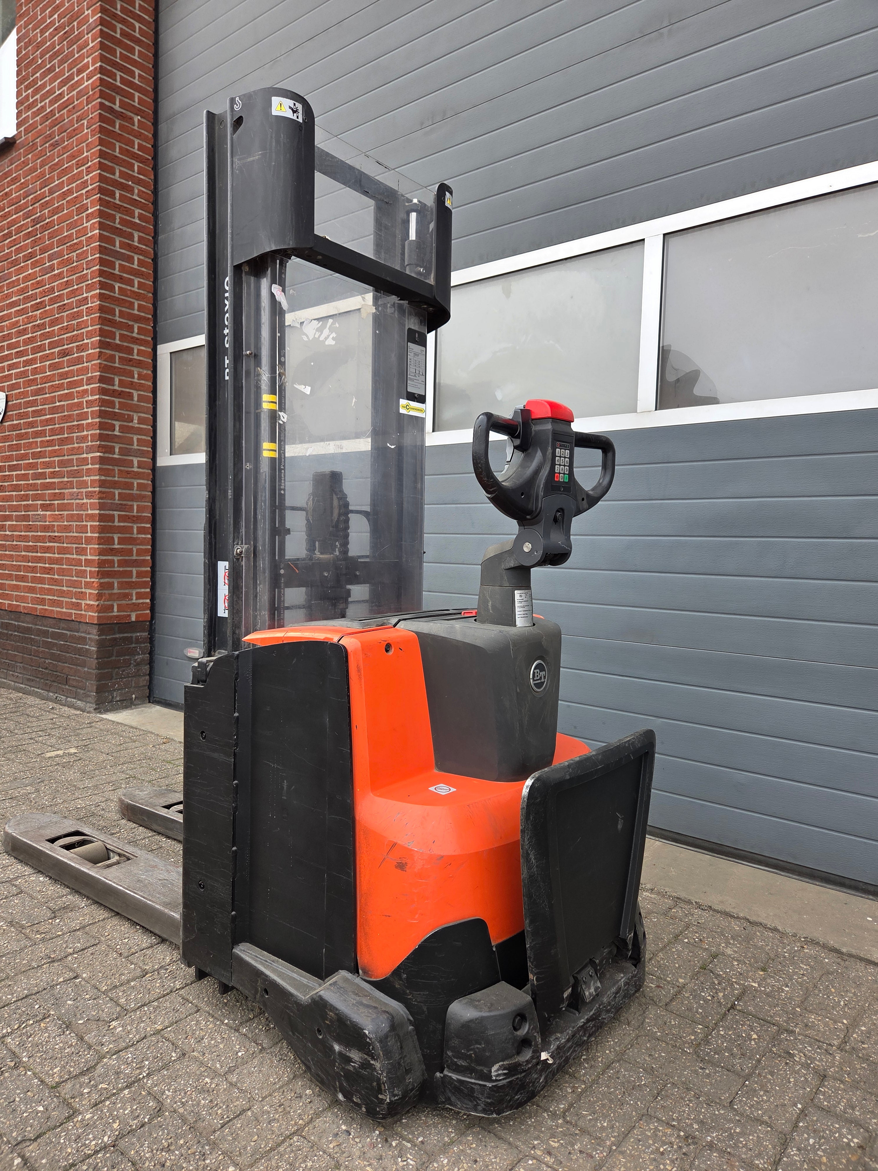 Stapelaar BT SWE140L Duplex Freelift Doublestock 2014