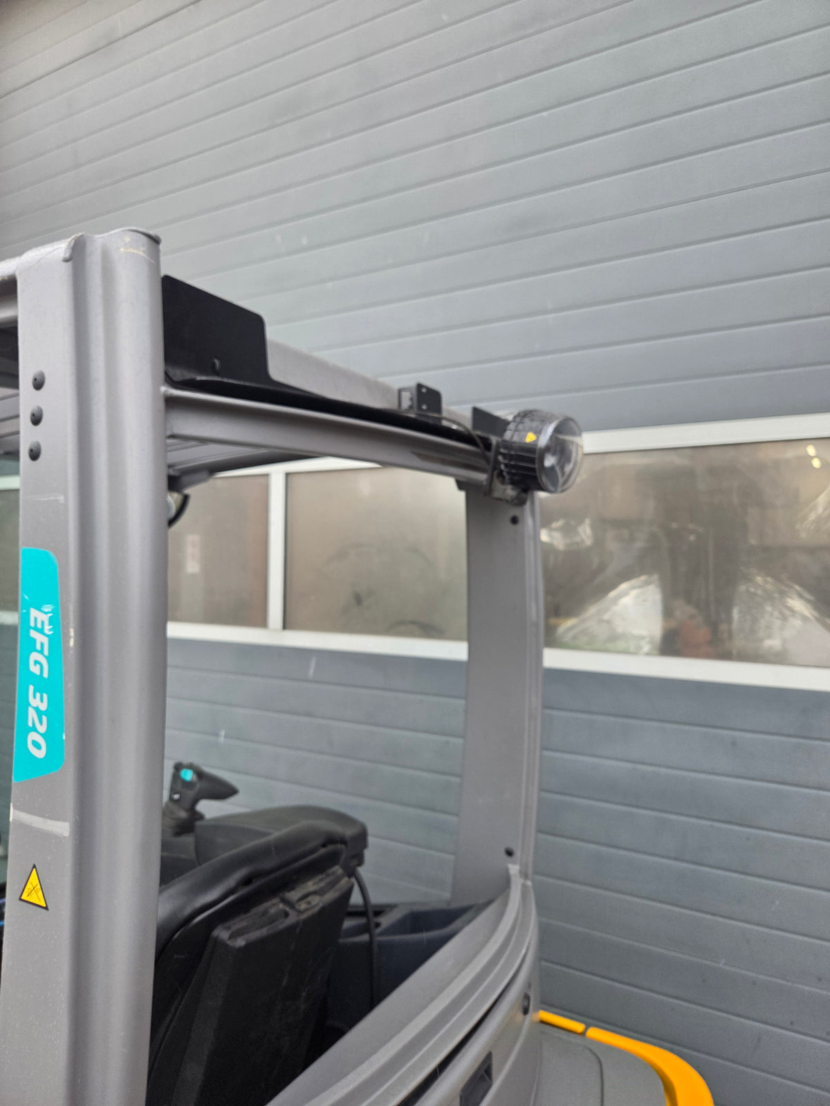 Heftruck Jungheinrich EFG320 Triplex Sideshift 4640 mm 2018